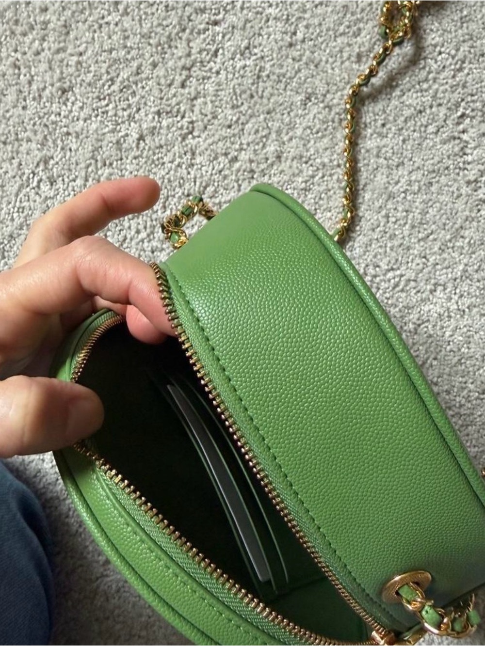 Charles & Keith Kwan Quilted Circle Bag - Picture 6 of 8